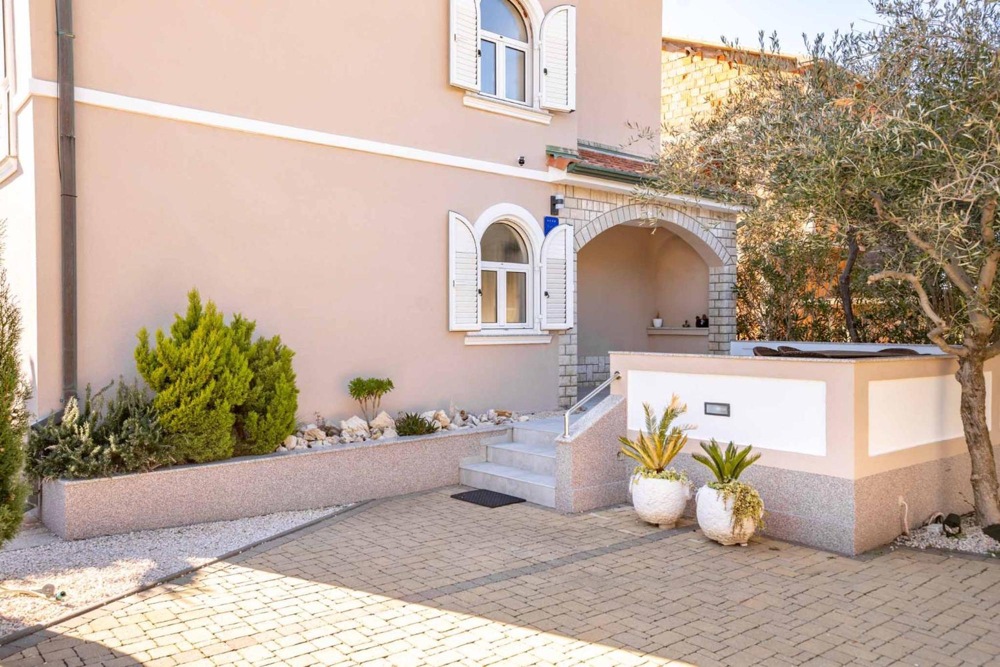 Apartments Casa Barbara Rab Town Dış mekan fotoğraf