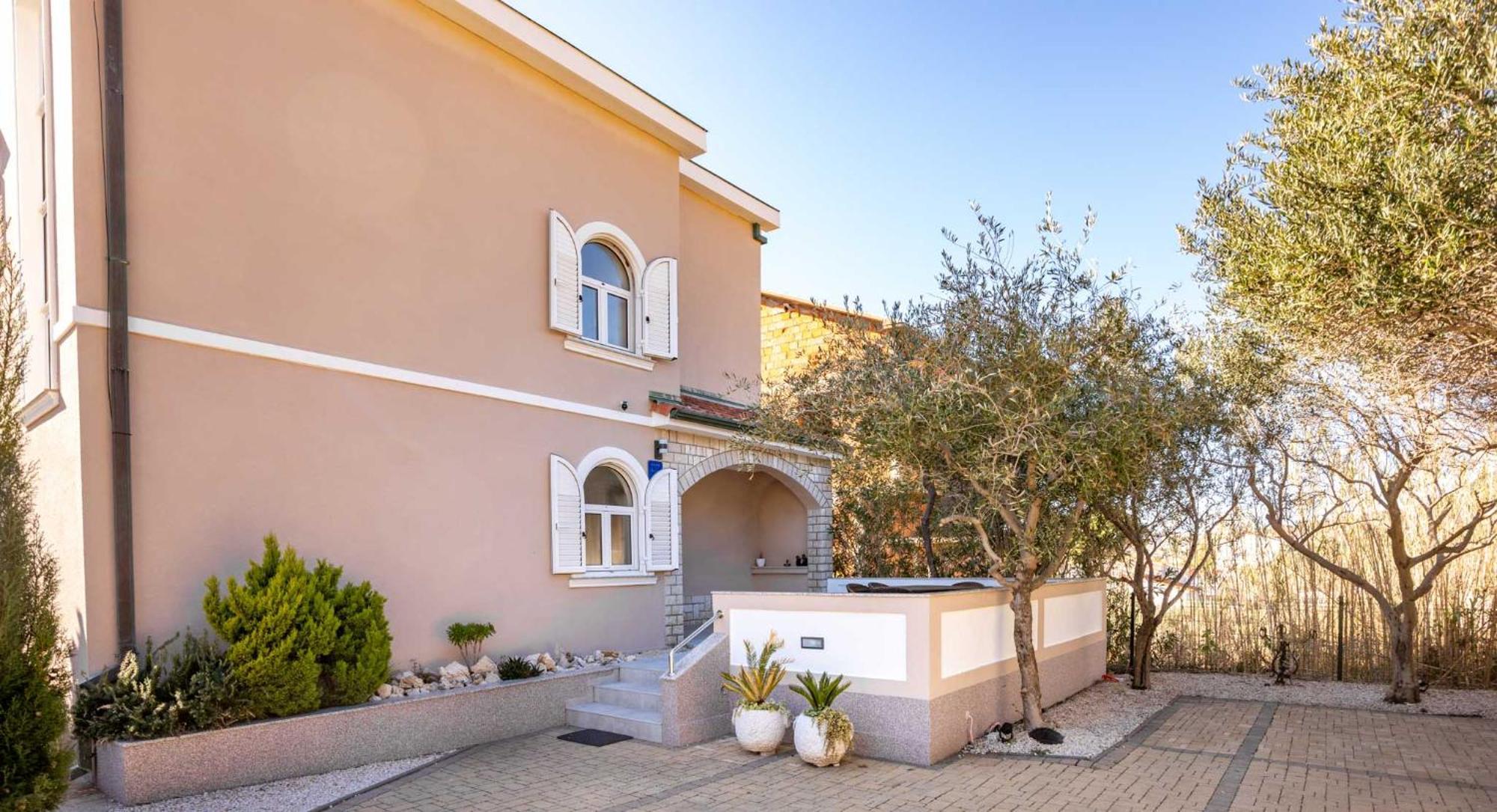 Apartments Casa Barbara Rab Town Dış mekan fotoğraf
