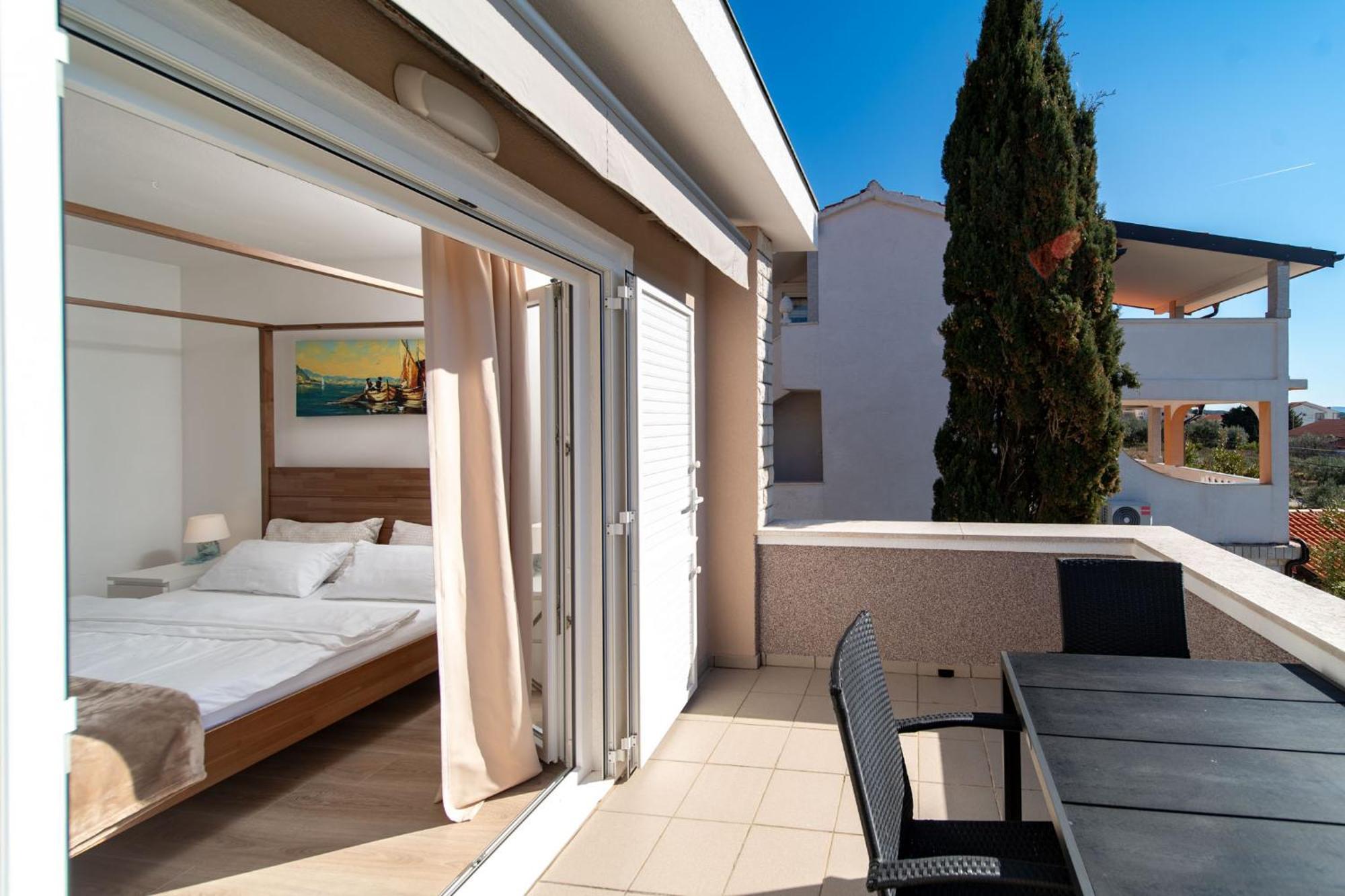 Apartments Casa Barbara Rab Town Dış mekan fotoğraf