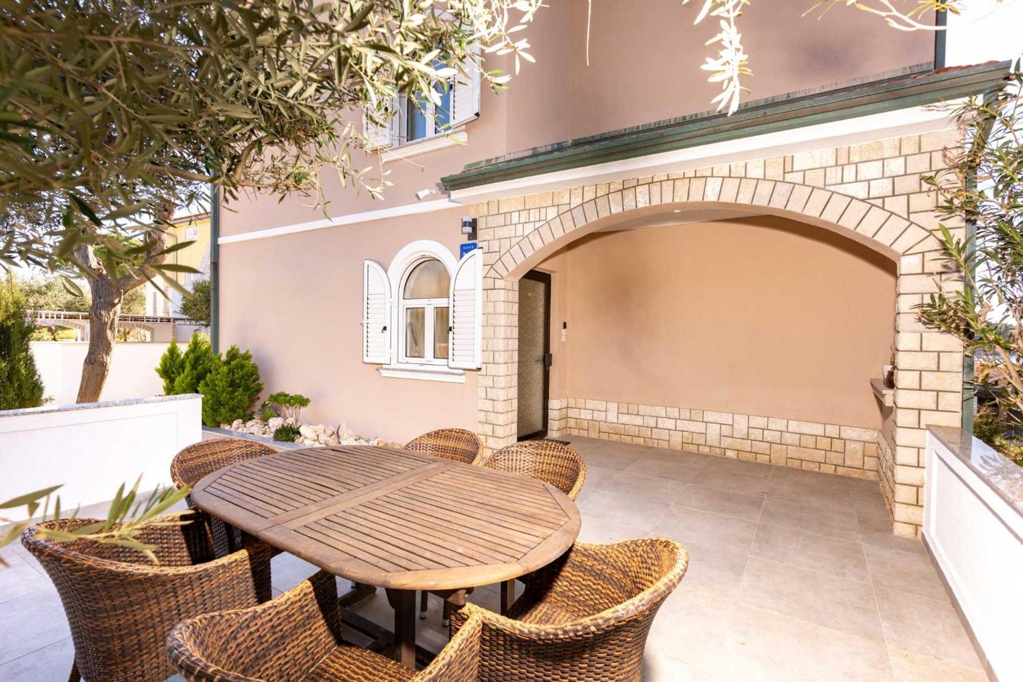 Apartments Casa Barbara Rab Town Dış mekan fotoğraf